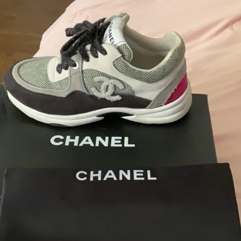 Chanel shoe